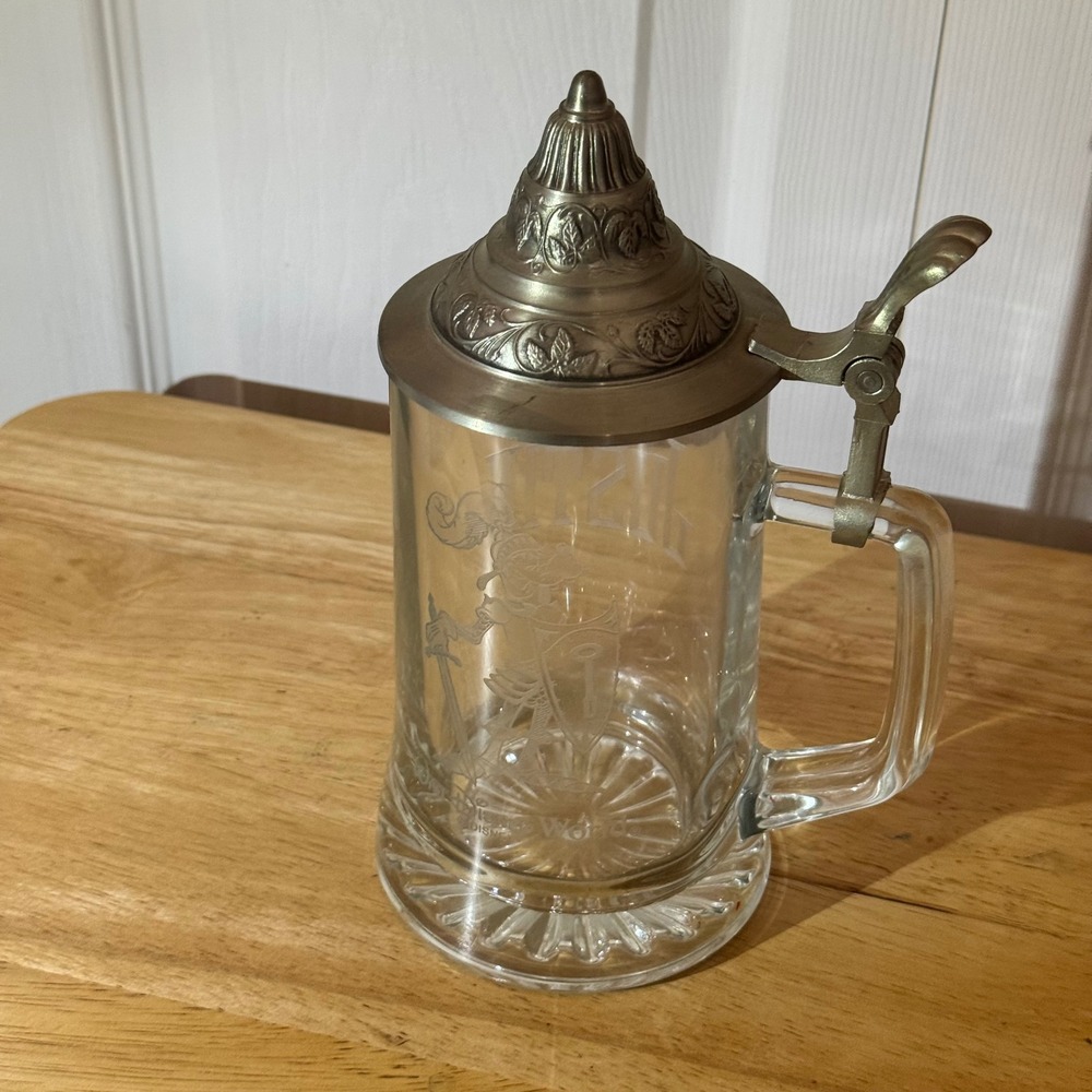 Vintage Walt Disney World Goofy Knight Glass Beer Stein Metal Lid Justin Etched